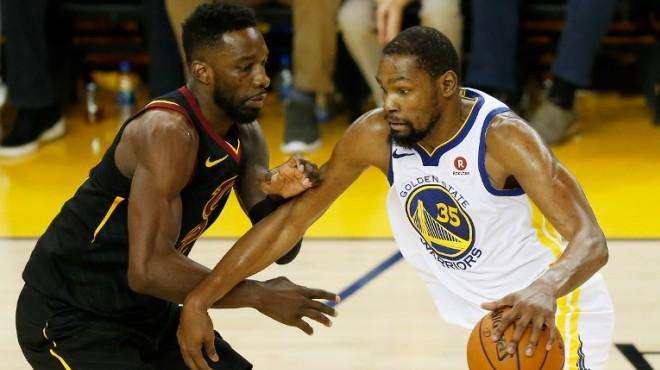 叙事仍以 叙事仍以